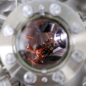 Apparatus for complex study of thin films, interfaces and surface nanostructures